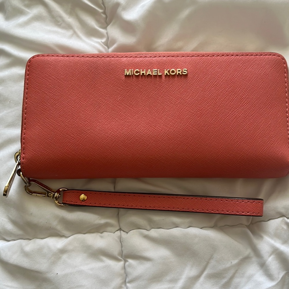 MICHAEL KORS pink coral wallet